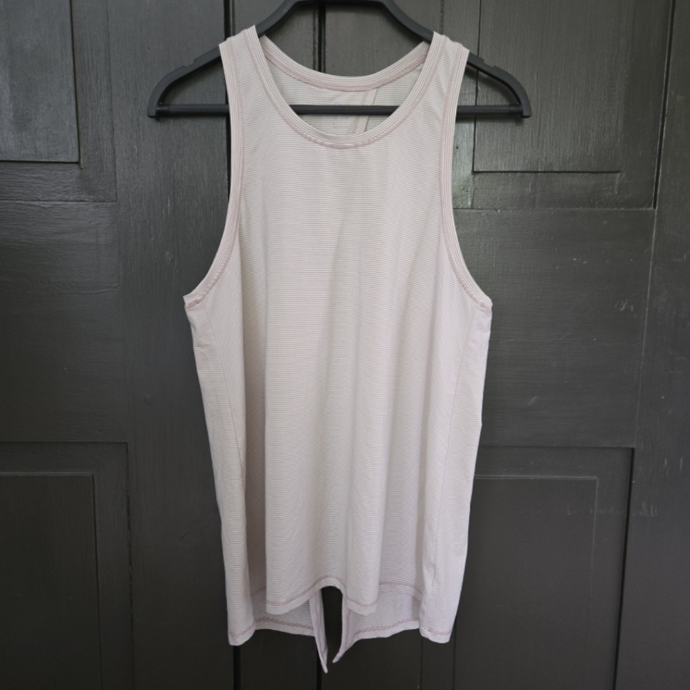 GapFit BREATHE open-back striped tank S